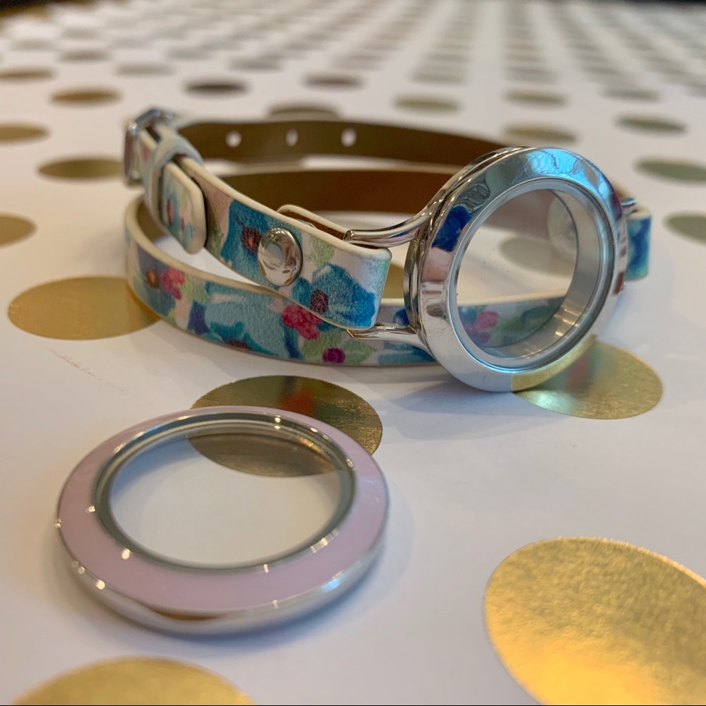 Origami Owl floral print leather wrap bracelet